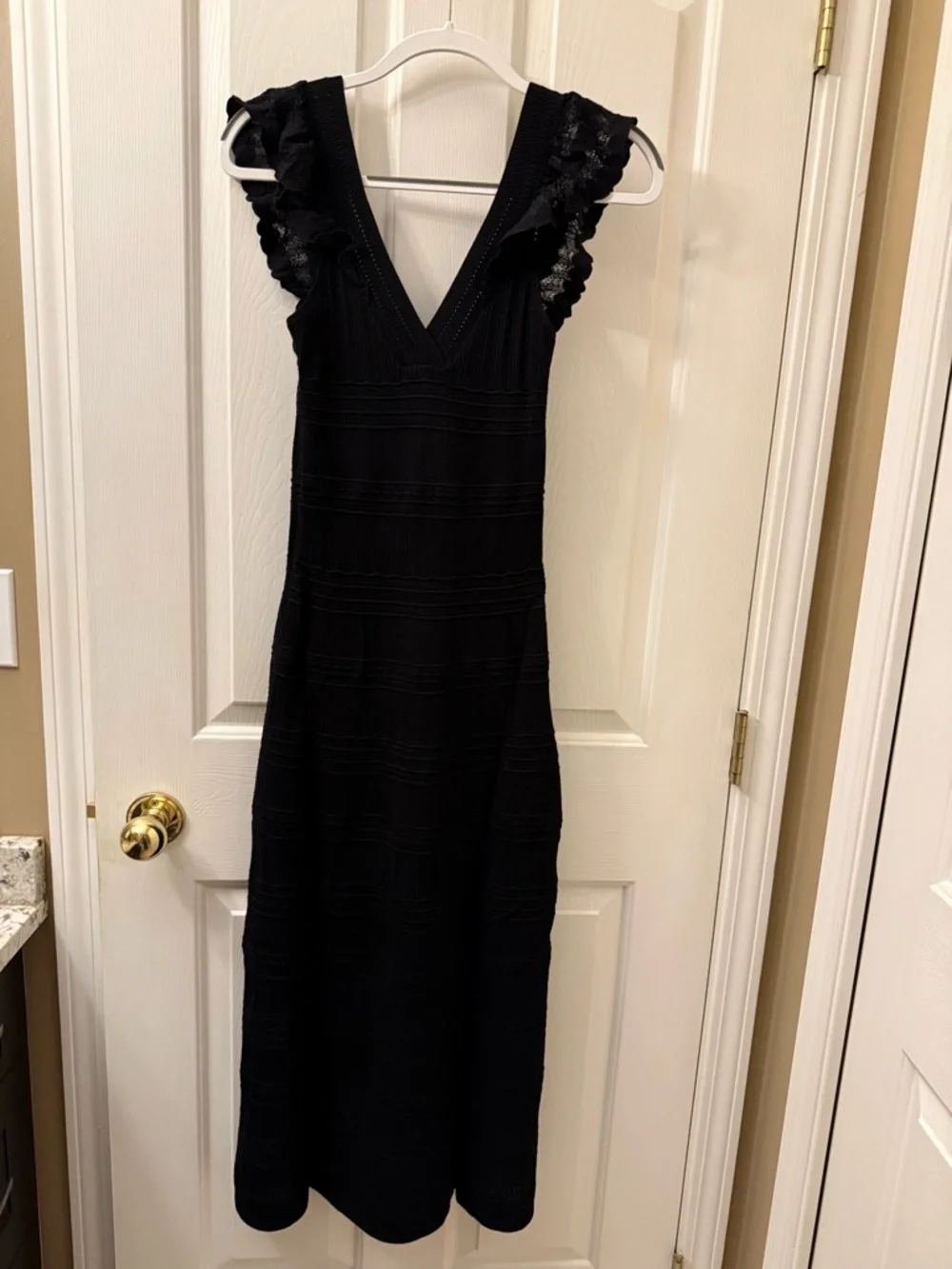 For @alegomez_ Sezane Thursday closet clean out sale - Picture 4 of 17